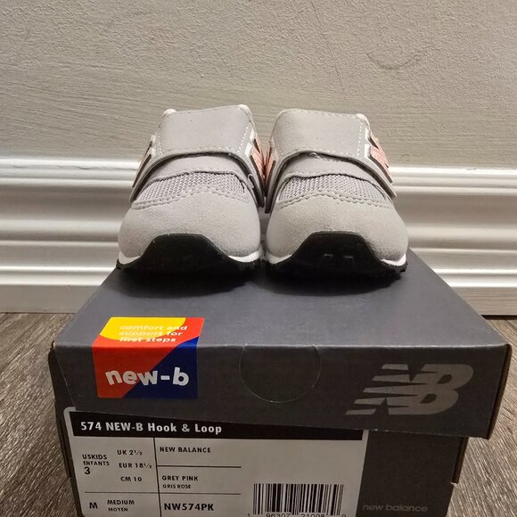 NEW BALANCE - Infant 574 New B Hook & Loop - Picture 3 of 6